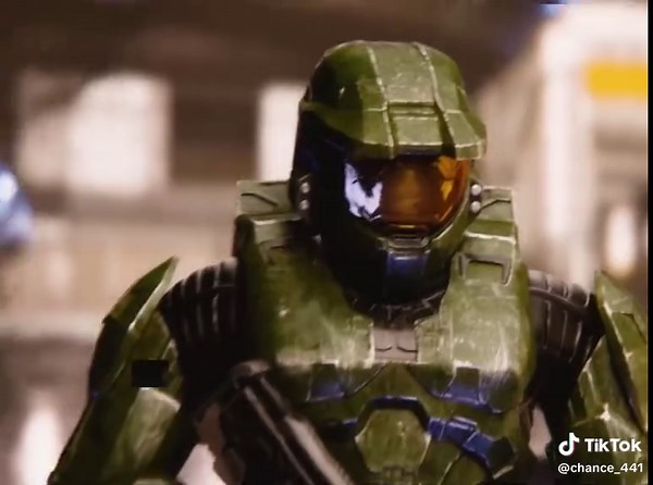Exploring the Halo Lore: Gameplay and Insights