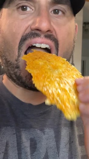 1K views · 23 reactions | Cheesy onion crisps in the microwave! 燎暈 Parchment, cheese, thin sliced onion, more cheese and then 90 seconds in the microwave. Lemme know if you give it a try! #ketosnacks #keto #cheese #letseat | The Falcon Eats | Facebook