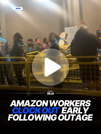 Following a major cloud outage, Amazon workers were seen logging out early. 'Half the internet' has been affected, with millions of people left unable to access sites including Snapchat, Fortnite, and Duolingo, as well as several banking apps. Find out more at Daily Mail. 📽️ TikTok/soreal.soso #internet #amazon #US