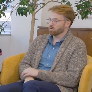 Explore how deficit language dehumanizes and deflects from systemic barriers and examine ways to effectively use data to illuminate those obstacles and focus on solutions. Save your spot for part one of this two-part workshop series to gain thoughtful guidelines, tools, and implementation strategies. Register here: https://bit.ly/3ul5e11 #DecolonizeData #DecolonizeLanguage #EriksonInstitute | Erikson Institute