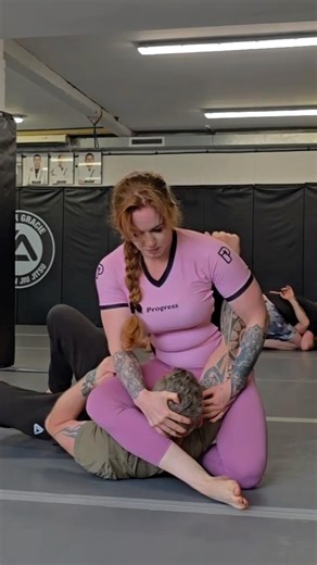 Mounted Triangle Choke Tutorial #jiujitsu #wrestling #bjj #combatsport