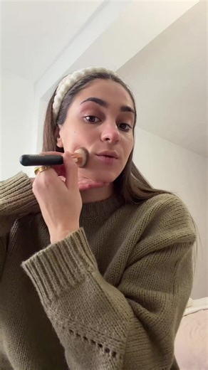 Probando la base de Estée Lauder: Duración y Liviano