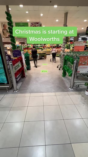 Get Ready for Christmas with Woolworths Decorations