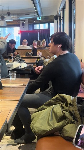 Enrique Gil was in a very good mood in Prague! #asecretinprague #rubensoriquez #enriquegil #goodvibes #dolceamore