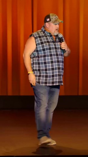 1K views · 25 reactions | He got red flagged by the plumbers union 藍 #Standup #standupcomedy #fun #funny #talkshow #jokes #jokesonyou #comedyreels #comedy #comedian #laugh #laughter #shorts | Laugh Society | Facebook