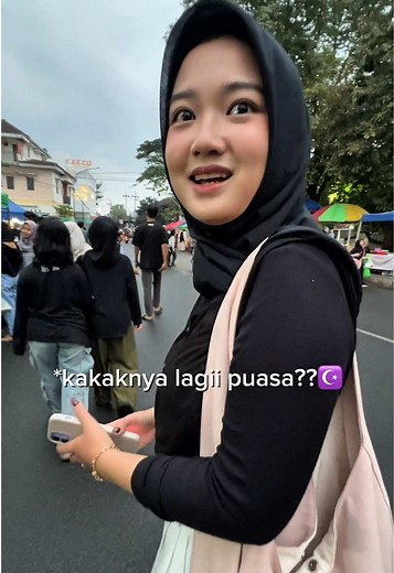 Exploring War Takjil: Delicious Culinary Delights in Malang