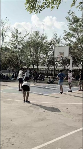 Understanding Free Throw Shooting Failures in Basketball