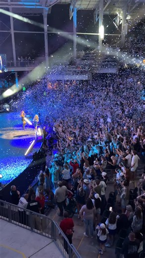 Throwback to one of our biggest CMAC shows ever with @megmoroney and special guest @lacikayebooth 💙✨ | CMAC