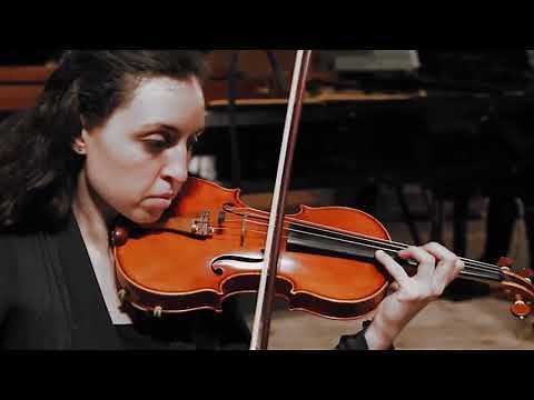 C.Saint Saens: Carnival of the Animals~Fossiles (Fossils)