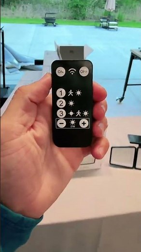 Your outdoor lighting upgrade starts here 🔥Solar wall light with remote control & smart design