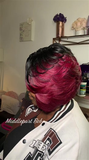 Middlepart Bob #quickweave #layers #bob #middlepart #burgundyhair | Middle Part Bob Hairstyle