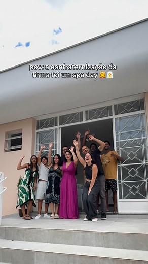 LEOPOLDINA PIZZA | Pizza Mineira Napoletana BH on Instagram: "FOMOS PARA UM SPA DAY 🧖‍♀️👑😌 A confraternização da Leopoldina foi diferente. A gente fechou um spa e passou a manhã inteira cuidando de quem cuida de tudo, todos os dias. Em meio a uma rotina intensa, corrida e cheia de demandas, escolhemos parar. Parar pra respirar, relaxar, desacelerar e se reconectar. Final de ano costuma ser pesado, todo mundo cansado… E justamente por isso, esse momento fez ainda mais sentido. Hoje, voltamos r