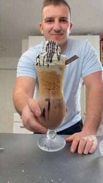 One sip – and you’re already in love with this KitKat drink 🍫☕✨