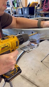 Upper door hinge replacement! This was a tight fit and I’ve got pretty small hands already. Almost couldn’t get one of them! • • #VDubRun22 #helenwheels #cars #carlovers #VW #volkswagen #volkswagenbeetle #VWbeetle #VWclassic #VWlifestyle #VWlovers #beetle #VWrestoration #beetlerestoration #carrestoration #restoration #restorationproject #garage #classiccars #1969beetle #vintageVW #DIYgarage #aircooled #aircooledvintage #aircooledVW #aircooled_society #VWtype1 #volksworld #oldschool | Annie's VW