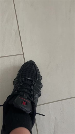 Discover My New Nike Shox Shoes!