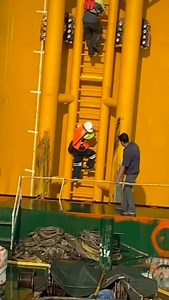 148K views · 1.9K reactions | Wind turbine technicians working...
