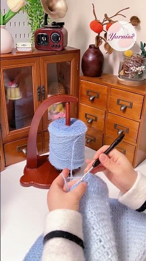 🧶✨ Crochet with a Yarn Winder Stand — Smooth, Tangle-Free Stitching 💙