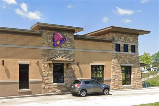 Muskego Taco Bell Brawl Caught On Camera After Employee Fires Gun