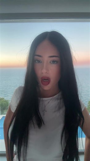 lillyabellaa (@lillyabellaa)’s videos with original sound - ︎
