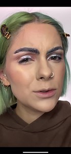 EUPHORIA makeup series: next up: Jules Vaughn 💚 ⁣ ⁣ Products (ft PR product)⁣ @benefitcosmeticsuk 24hr Brow Setter⁣ @charlottetilbury Airbrush Flawless Foundation⁣ @hnbcosmetics Concealer⁣ @vievemuse Modern Bronzer⁣ @anastasiabeverlyhills Iced Out Highlighter⁣ @nyxcosmetics_uk Lift n Snatch Pen⁣ @sleekmakeup Eye Foil in Wildin Out⁣ @hudabeautyshop Lifeliner Quick n Easy⁣ @charlottetilbury Pillow Talk Push Up Mascara⁣ ⁣ #sophiehannah #jules #julesvaughn #euphoriamakeup #juleseuphoria | Sophie Ha