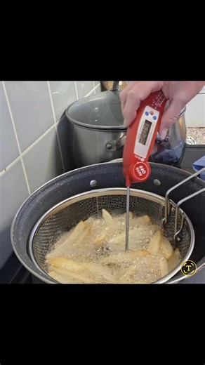 Homemade chips in my new chip pan with Beef dripping/tallow