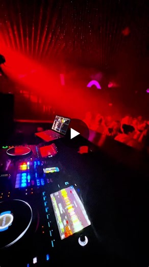 Last night DJ’n at Hakkasan! I love blends and smooth transitions | Patrick Cornett