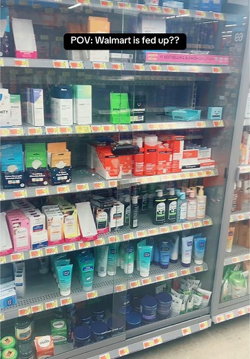 There should be an employee on stand by at all times!! @Walmart #walmart #fedup #fyp #explore