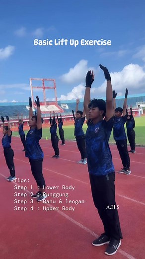 Learn Basic Marching Drill with Pelatih Drum Band