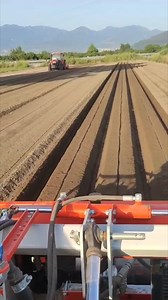 22K views · 77 reactions | Greetings from Italy. Check out the video below that the Sveaverken F100 is performed on a Lamborghini tractor. Locate your dealer: https://bit.ly/3rxOC4Z Note: The Sveaverken F100 is not a fully unmanned system. When you test straight-line auto-driving mode, make sure you do it in an open and unoccupied area. #Sveaverken #SveaverkenF100 #precisionag #tractor #gps #autopilot #planting #lamborghini | Sveaverken Global | Facebook