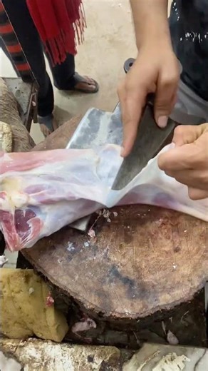 Mutton Raan Cutting 😱Step by Step | Bakra Leg Cutting Skill 🔪
