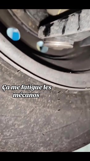 Ça me fatigue les mécanos — phrase et contexte expliqué