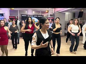 Alien Ramirez (Salsa Shines Class) (6) at the Echale Salsita & Bachata Montreal Night on Feb 22 2025