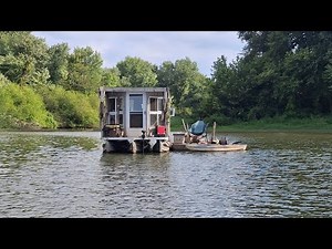 #237 Floating Cabins Tennessee River,