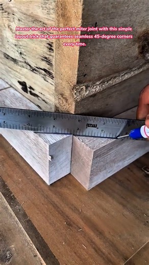 Simple Method For Marking And Cutting Perfect Corner Miters #woodworking #tips #tricks #how #diy