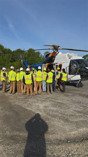 🚁Get to the choppah. Tower extraction day was a success with the last pieces of the old Polar Express Quad coming down off the hill. @doppelmayr.usa | Wachusett Mountain