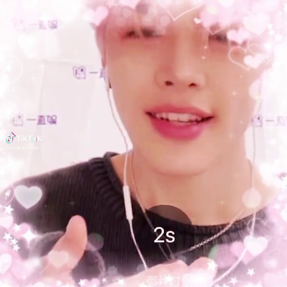 Discover Maki and Team's Adorable Moments