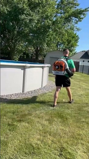 We trust the Stihl BR 800 C-E Magnum Backpack Blower for tackling outdoor tasks! ‪@stihlusa‬