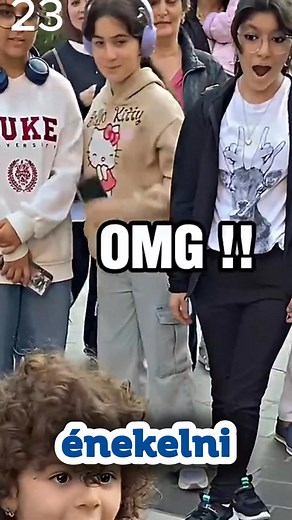 Senki sem hitte el, hogy egy 4 éves gyerek így tud énekelni — de ez a kis énekesnő mindenkit megdöbbentett olyan erőteljes hangjával, hogy a közönség szóhoz sem jutott. Nézd meg a teljes videót a lenti hozzászólásokban. | Napi videók