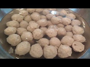 C/w Nana: Lao Meatballs ( ລູກຊີ້ນ == Luke Seen)