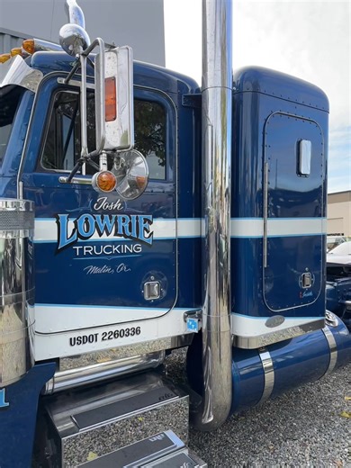 Personaliza tu Peterbilt: Taller de Pintura para Camiones