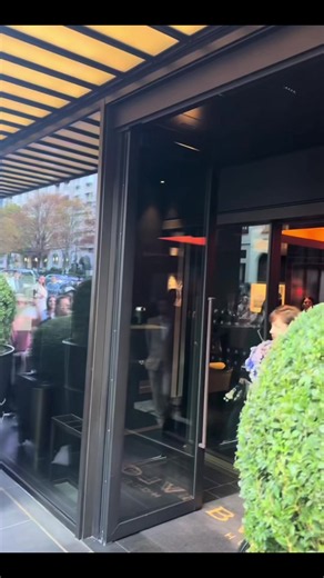 Lisa x Louis Vuitton Paris Fashion Week — Lalisa in LV SS27