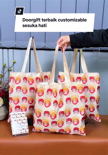 Doorgift memang best boleh request design apa-apa macam customize karakter baju adat ni, boleh lipat kecil untuk travel, upgrade packaging box kalau nak exclusive — jom order! #giftideas #doorgiftmurah #doorgiftmalaysia #doorgiftkahwin #fyp