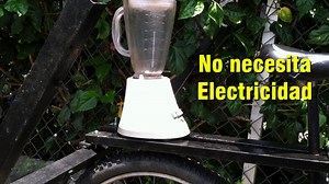 Como fabricar una Licuadora impulsada por una bicicleta. Link al archivo de fotos de la base de metal para la Bici-lavadora y Bici-licuadora: https://www.facebook.com/media/set/?set=a.2102287930028282&type=3 | Reciclaje y sustentabilidad