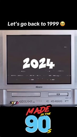 90 gen attendance here on Instagram: "📺 90s TV Shows in the USA 🇺🇸 Before streaming, before skipping intros, before everything went digital — we had TV time. Couches, blankets, dim yellow lamps… and the whole family gathered around one screen. ❤️ Friends laughing in a New York café, Full House teaching life lessons, Fresh Prince dancing in the living room, Saved By The Bell making school look cool, Home Improvement, Seinfeld, Boy Meets World, and all those theme songs we 