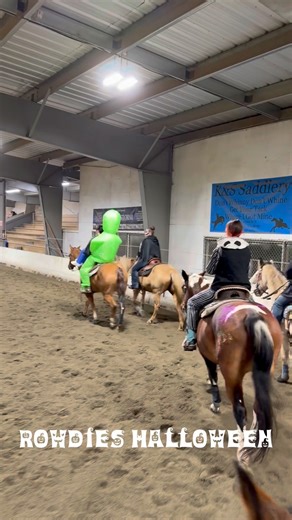 👻 🎃 Rowdies Halloween Fun! 🎃 👻 Some of our members decided to get their Halloween spirit on! Our winner was Joclynn and her skeleton pony, Jojo! 🏆 | Rein 'n Rowdies Drill Team