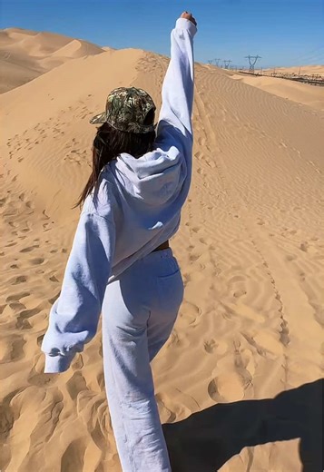 Exploring the Majestic Imperial Sand Dunes