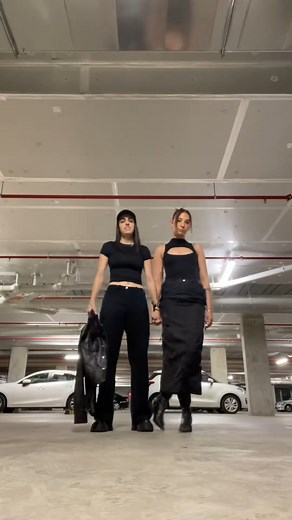 3K views · 36 reactions | It's cold outside but my girlfriend’s hot  #OOTD #girlfriend #datenight #couplegoals #relationshipgoals | Taz and Alessia | Facebook