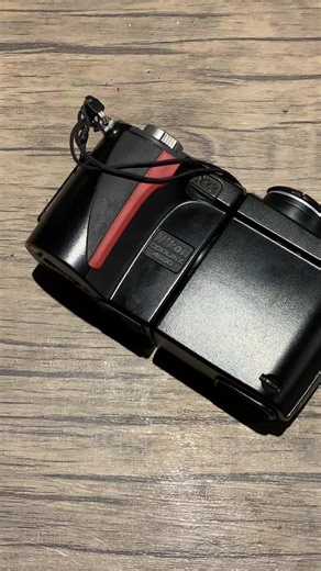 Nikon Coolpix 4500 Low megapixel, 4 MP 4X optical-zoom spin on the swivel-lens camera koleksi pribadi ku, give me the best offer🙌🏻 #digicam #nikoncoolpix4500 #jualdigicam #fypシ