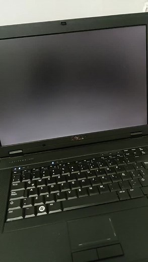 Dell Laptop Review: Stylish Design and Intel Performance