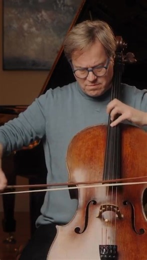 Cello Bow Wrist FIX 🎻 Too high or too low a bow wrist kills your sound. Aim for a straight line through forearm–hand, and try the old “pencil between the fingers” check to open the frame. The real rule isn’t rigid shape—it’s freedom of movement: when the bow grip is relaxed, the tone opens; when it’s locked, you hear it immediately. Keep it neutral, loose, and let the sound breathe. Learn more tips and insights on tonebase Cello! ➡️ https://strings.tonebase.co/cello?utm_source=facebook | toneba